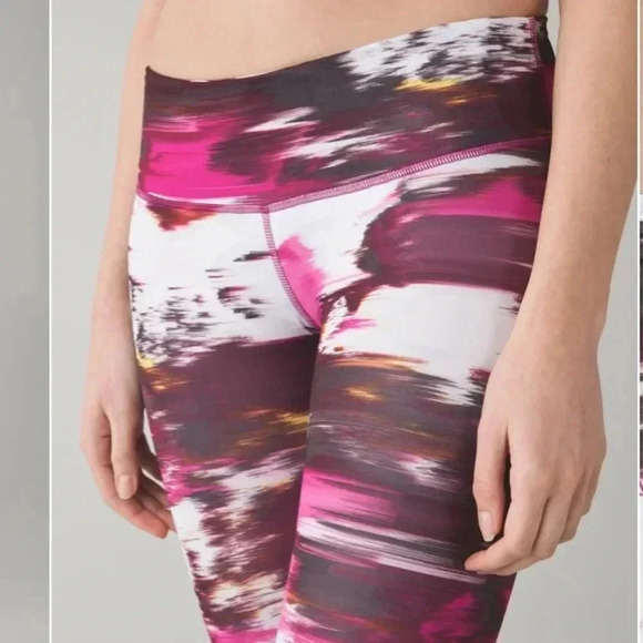 Lululemon wonder under pant 111 - Picture 4 of 11